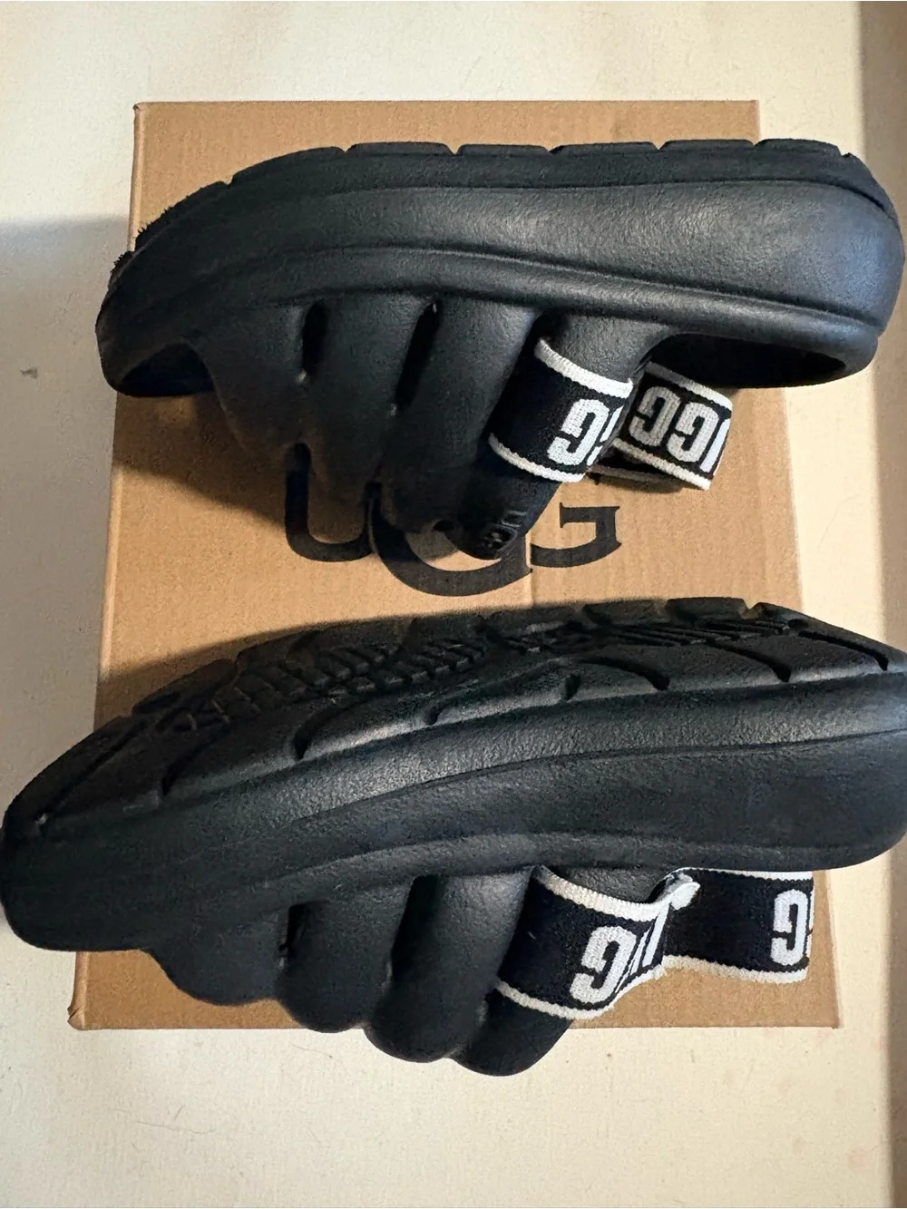 UGG plush quilted